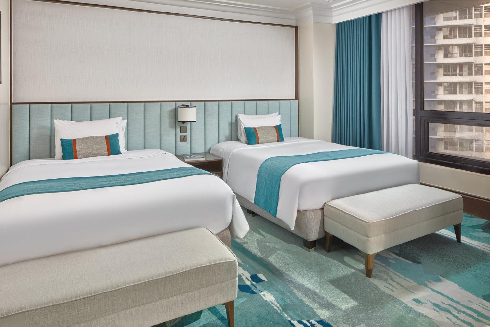 Holiday Inn & Suites Manila Galleria By Ihg Pasig City Exterior photo